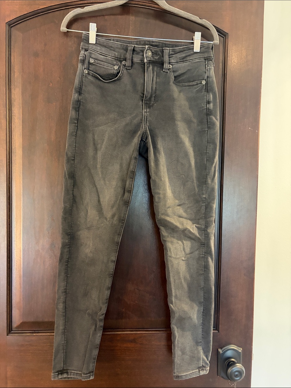 American Eagle Outfitters Women's Faded Black Skinny Jeans